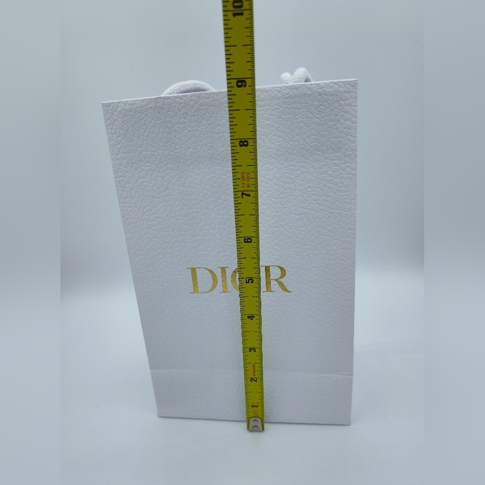 Dior 2022–2023 White Gold Mini Gift Bag Boutique Packaging Rope Handles Pristine - Picture 3 of 5